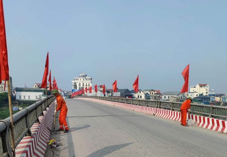 Tổng vệ sinh hạ tầng giao thông, đô thị, chỉnh trang cảnh quan môi trường phục vụ bầu cử- Ảnh 2.