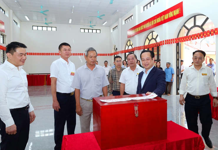 Phó Chủ tịch Thường trực HĐND Thành phố Trần Thế Cương kiểm tra công tác chuẩn bị bầu cử tại các xã Phúc Sơn, Hồng Sơn- Ảnh 3.