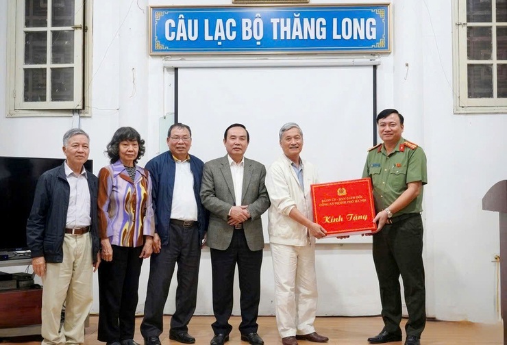 Lãnh đạo Công an Thành phố gặp mặt các hội viên Câu lạc bộ Thăng Long- Ảnh 3.
