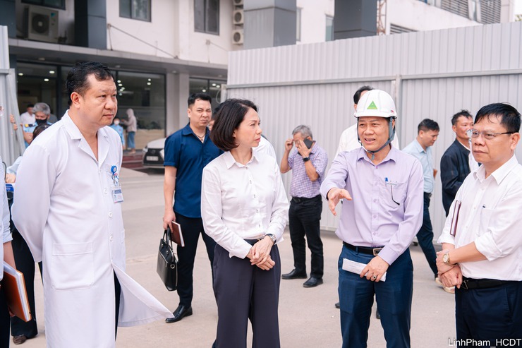 Phó Chủ tịch UBND Thành phố Vũ Thu Hà kiểm tra tiến độ triển khai các dự án y tế trọng điểm- Ảnh 3.