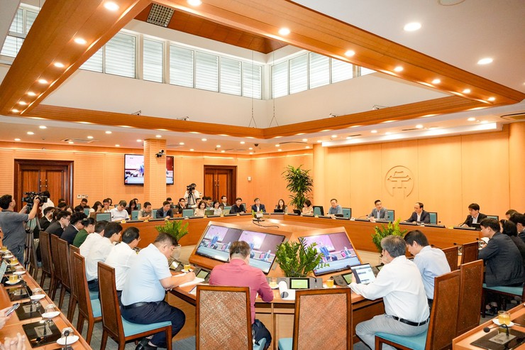 Hanoi collects public input on 100-year capital master plan development vision- Ảnh 1.