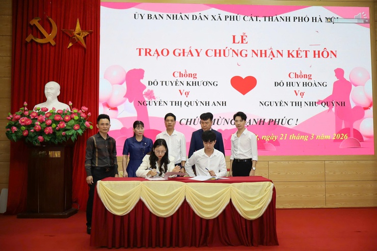 Xã Phú Cát - Mô hình chính quyền thân thiện bắt đầu từ giấy kết hôn trao tay- Ảnh 1.