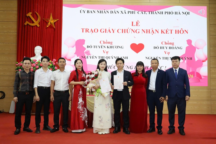 Xã Phú Cát - Mô hình chính quyền thân thiện bắt đầu từ giấy kết hôn trao tay- Ảnh 2.