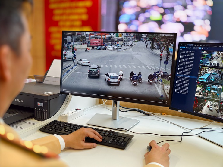 Ứng dụng camera AI, từng bước xử lý “điểm nghẽn” giao thông- Ảnh 1.