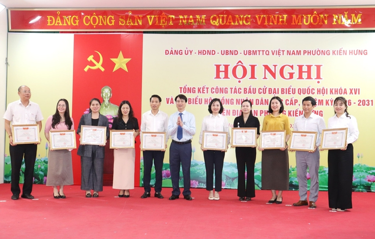 Phường Kiến Hưng: Tổng kết công tác bầu cử đại biểu Quốc hội khóa XVI và đại biểu HĐND các cấp- Ảnh 3.