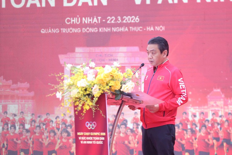 Over 17,000 join Olympic Run 2026 promoting public health and national security- Ảnh 3.
