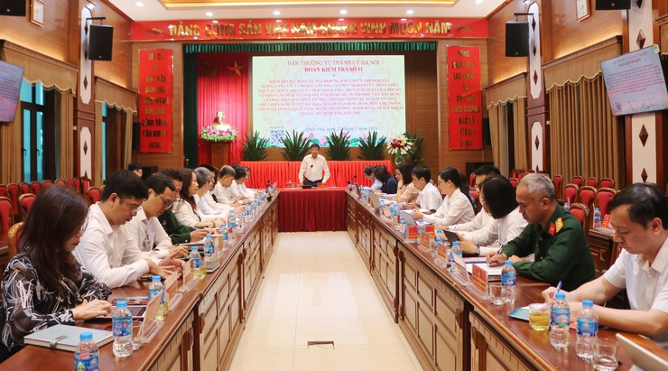 Đoàn kiểm tra số 11 Ban Thường vụ Thành ủy làm việc tại Quốc Oai và Kiều Phú về triển khai nghị quyết của Đảng- Ảnh 1.
