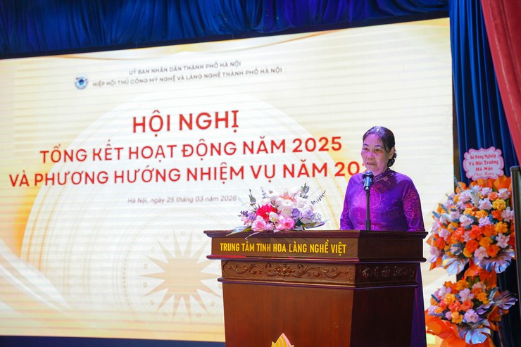 Hiệp hội Thủ công mỹ nghệ và làng nghề Hà Nội triển khai nhiều nhiệm vụ mới- Ảnh 3.