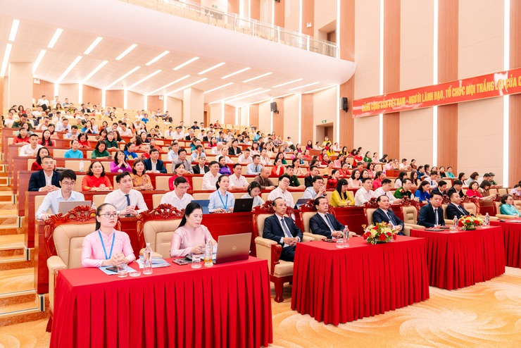 Xã Đông Anh khen thưởng nhiều tập thể, cá nhân trong triển khai công tác bầu cử- Ảnh 5.