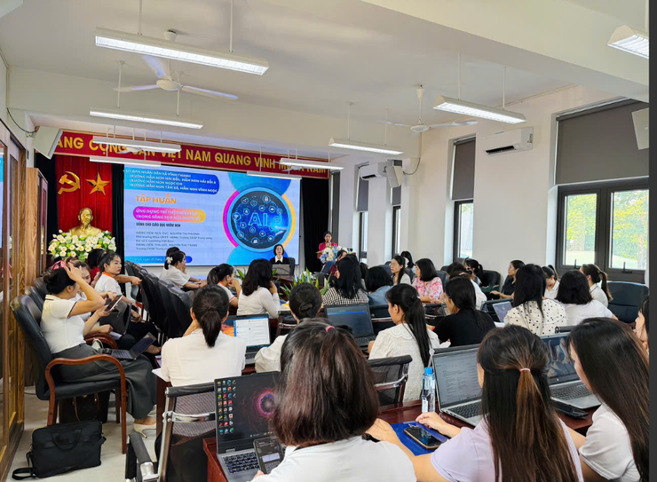 Xã Vĩnh Thanh phát động phong trào thi đua “Cải cách hành chính đồng bộ - Chính quyền phục vụ nhân dân” giai đoạn 2026 – 2030- Ảnh 2.