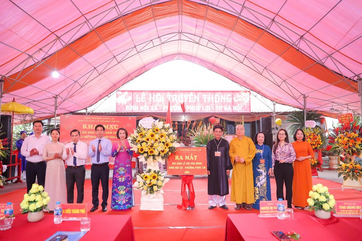 Phường Phúc Lợi khai mạc hai lễ hội truyền thống, đồng loạt ra mắt mô hình “Lễ hội văn minh”- Ảnh 5.