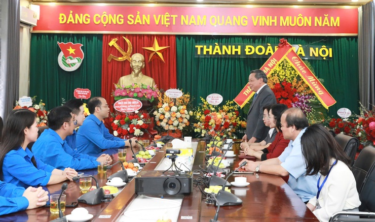 Tiếp tục phát huy vai trò thanh niên trong công cuộc xây dựng và phát triển Thủ đô- Ảnh 2.