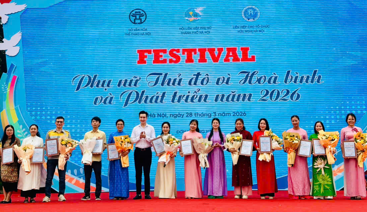 Khai mạc Festival "Phụ nữ Thủ đô vì hòa bình, phát triển" năm 2026- Ảnh 2.