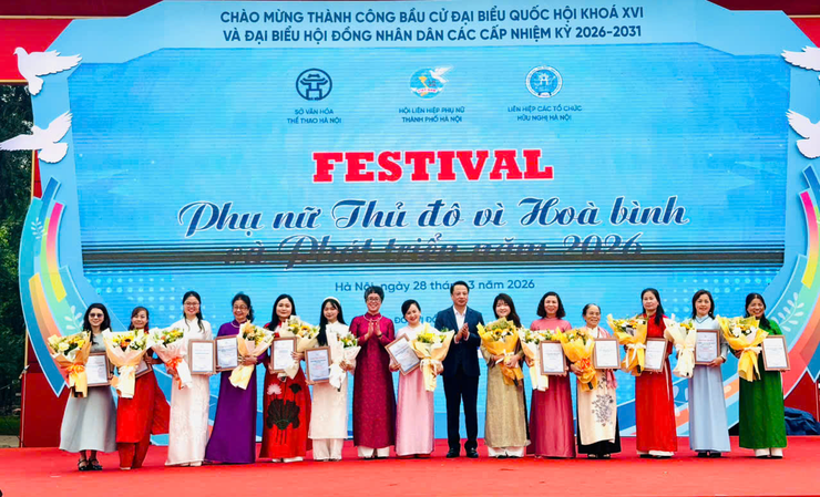 Khai mạc Festival "Phụ nữ Thủ đô vì hòa bình, phát triển" năm 2026- Ảnh 3.