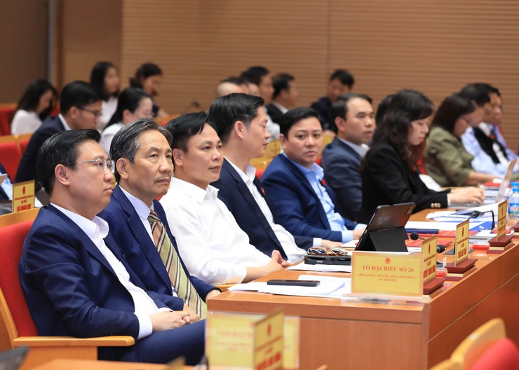 Thông qua Nghị quyết về kế hoạch đầu tư công trung hạn 5 năm giai đoạn 2026 - 2030- Ảnh 2.