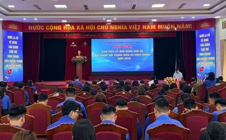 Phát huy vai trò của thanh niên xã Vĩnh Thanh trong xây dựng "Chính quyền số"- Ảnh 1.