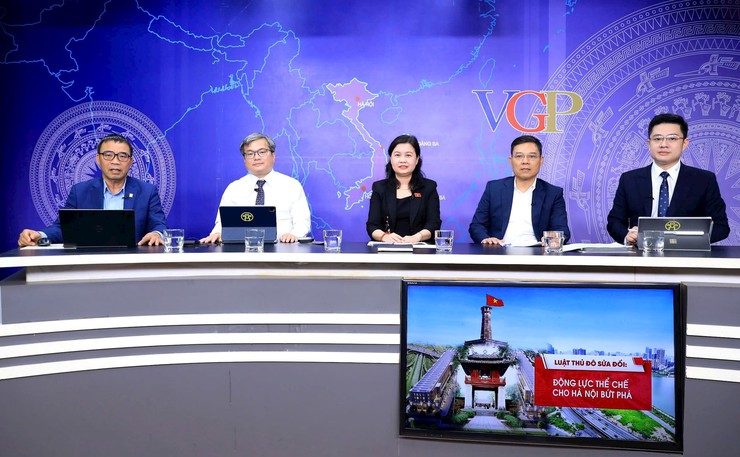 Revised Capital Law seen as institutional breakthrough driving Hanoi's future growth momentum- Ảnh 1.