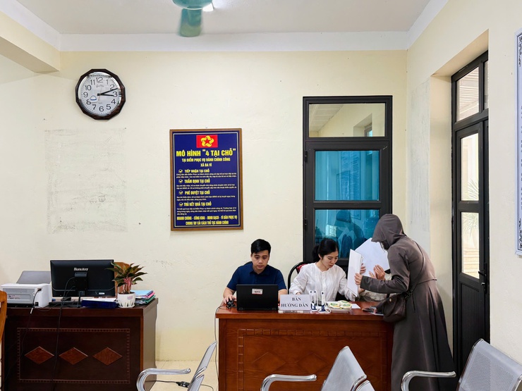 Xã Ba Vì: Trên 99% hồ sơ thủ tục hành chính được giải quyết trước hạn- Ảnh 1.