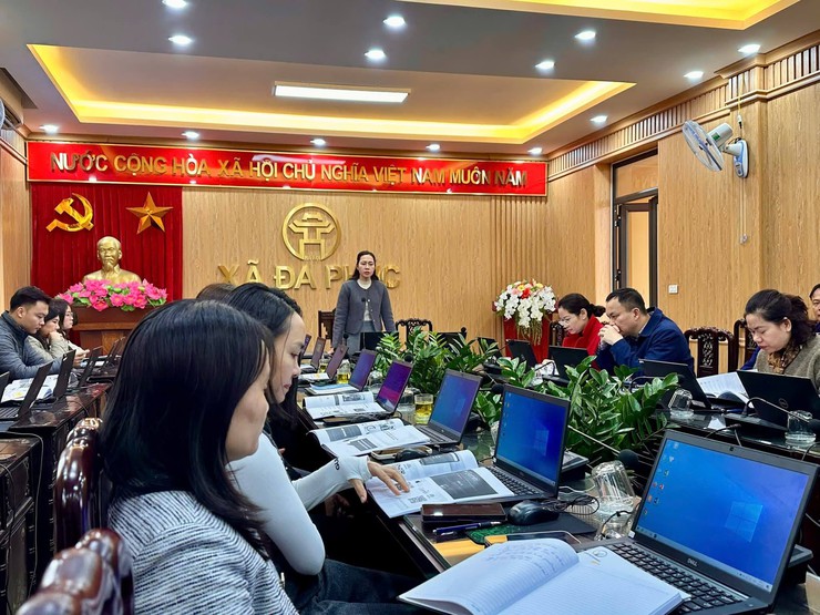 Xã Đa Phúc tổ chức tập huấn "Ứng dụng AI nang cao hiệu suất trong công việc"- Ảnh 1.