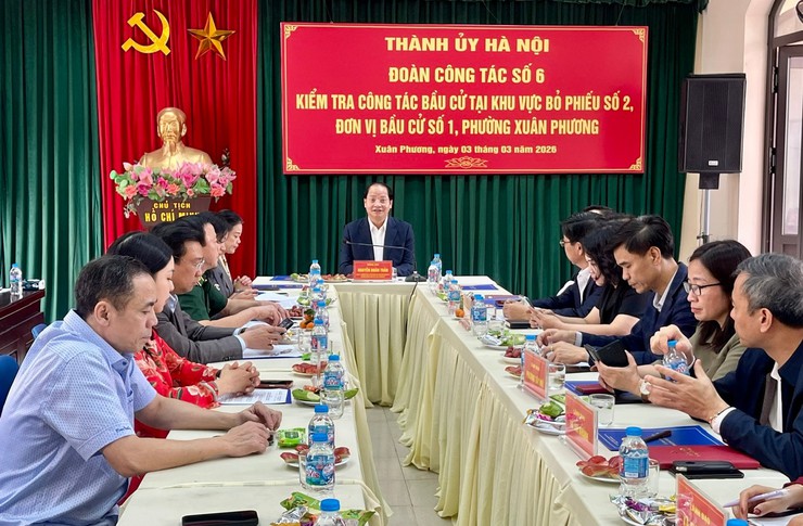 Trưởng ban Tuyên giáo và Dân vận Thành ủy Nguyễn Doãn Toản kiểm tra công tác chuẩn bị bầu cử tại xã An Khánh và phường Xuân Phương- Ảnh 3.