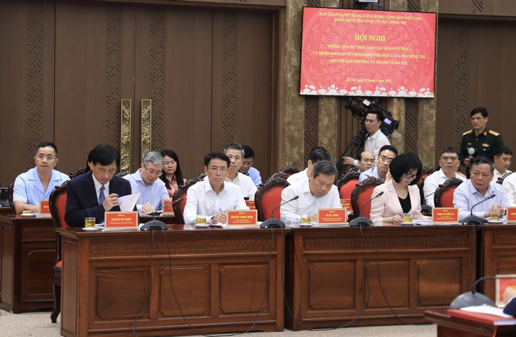 Hà Nội đã hình thành rõ nét khí thế mới, tinh thần trách nhiệm mới trong toàn hệ thống chính trị- Ảnh 2.