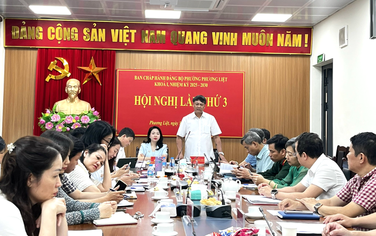 Phường Phương Liệt quyết tâm tháo gỡ 5 “điểm nghẽn”, nâng cao hiệu quả chính quyền hai cấp- Ảnh 1.