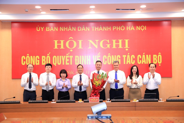 Đồng chí Nguyễn Trọng Minh được bổ nhiệm Phó Chánh Văn phòng UBND thành phố Hà Nội- Ảnh 4.