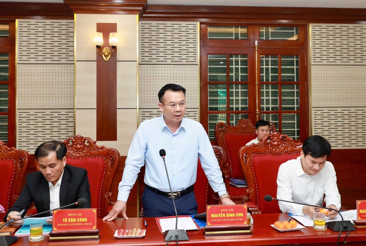 Phó Chủ tịch UBND Thành phố Nguyễn Mạnh Quyền kiểm tra công tác chuẩn bị bầu cử tại 3 xã Phúc Thọ, Phúc Lộc, Hát Môn- Ảnh 3.