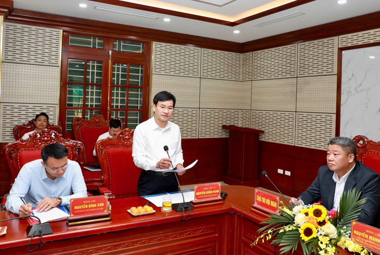 Hanoi Vice Chairman inspects election preparations in Phuc Tho, Phuc Loc, Hat Mon communes- Ảnh 2.