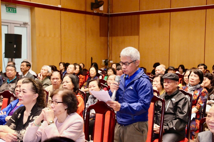 Ứng cử viên HĐND Thành phố đơn vị bầu cử số 3 tiếp xúc cử tri báo cáo chương trình hành động- Ảnh 12.