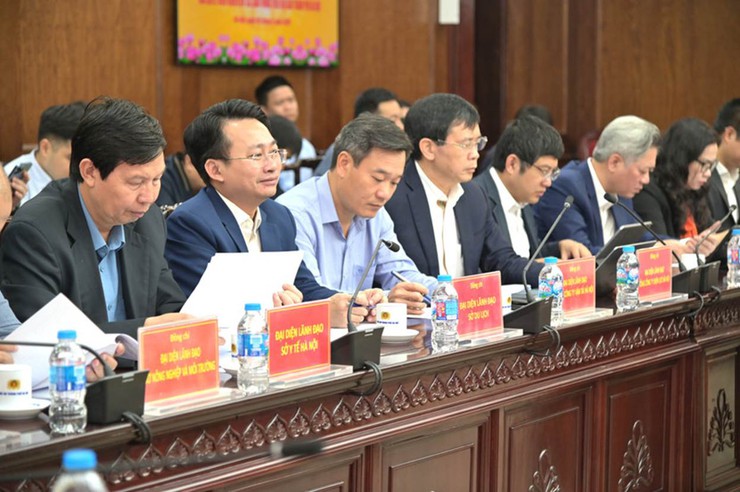 Khẩn trương giải quyết điểm nghẽn trật tự đô thị và ùn tắc giao thông- Ảnh 7.