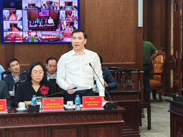 Khẩn trương giải quyết điểm nghẽn trật tự đô thị và ùn tắc giao thông- Ảnh 2.