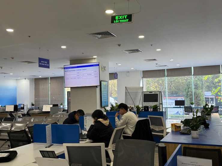 Hà Nội quyết tâm nâng cao chất lượng phục vụ người dân, doanh nghiệp trong giải quyết thủ tục hành chính năm 2026- Ảnh 2.