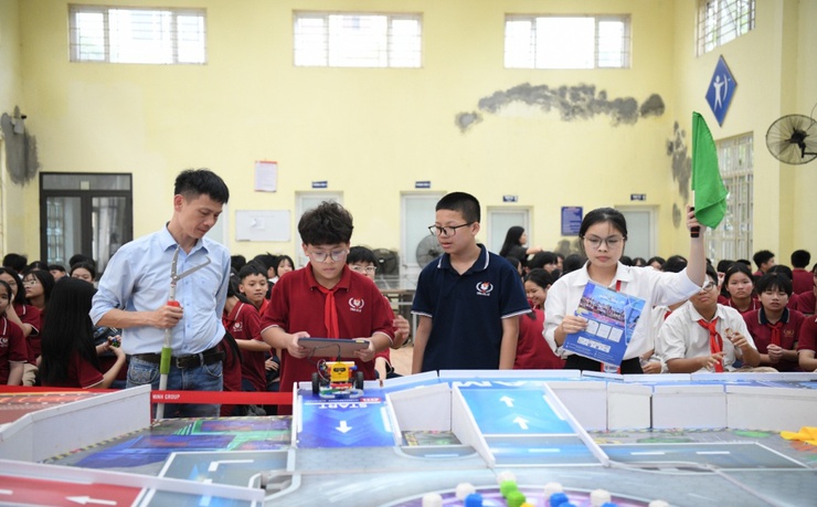 Phường Hoàng Mai đẩy mạnh chuyển đổi số trong giáo dục, nâng cao chất lượng dạy và học- Ảnh 3.