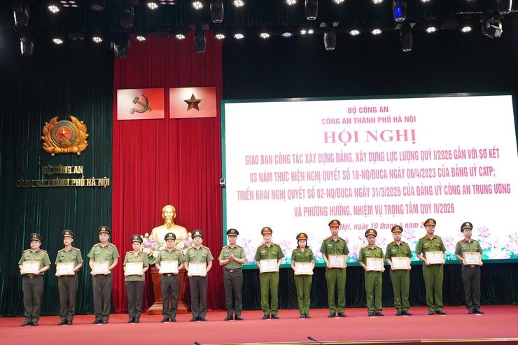 Công an Thành phố sơ kết công tác xây dựng Đảng quý I/2026- Ảnh 2.