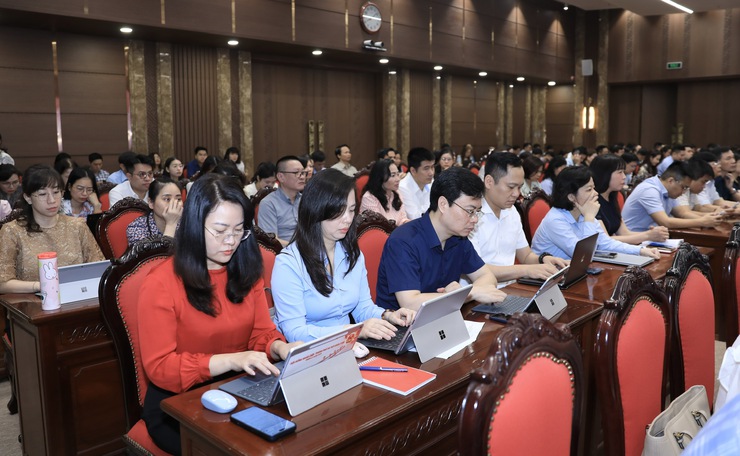 Hà Nội triển khai ngay Chương trình hành động thực hiện Nghị quyết Trung ương 2 (khóa XIV)- Ảnh 3.