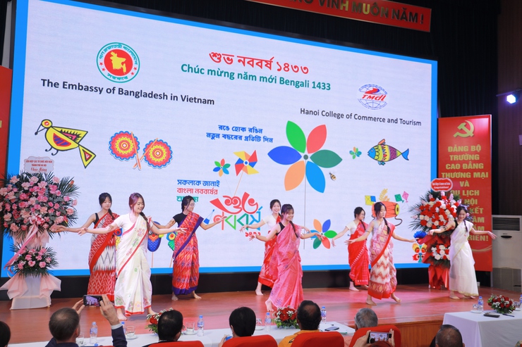 Hòa mình vào không gian Tết cổ truyền Bangladesh tại Hà Nội- Ảnh 5.