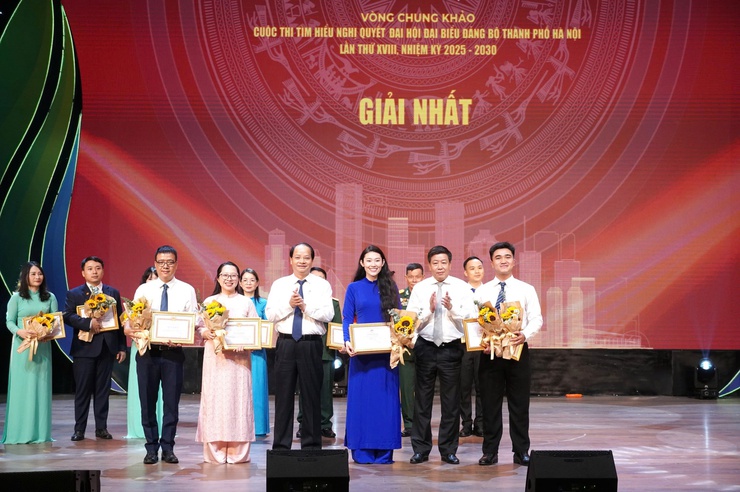 Đổi mới tuyên truyền Nghị quyết Đại hội XVIII: Sôi nổi vòng chung khảo cuộc thi tìm hiểu toàn thành phố Hà Nội- Ảnh 6.