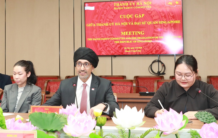 Hà Nội - Singapore hợp tác trong đào tạo, bồi dưỡng cán bộ phục vụ cho các chuyển đổi lớn- Ảnh 2.