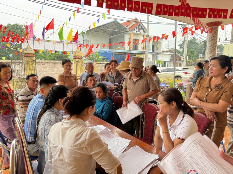 Xã Chương Dương quyết liệt đẩy mạnh cải cách hành chính, nâng cao chất lượng phục vụ người dân năm 2026- Ảnh 4.