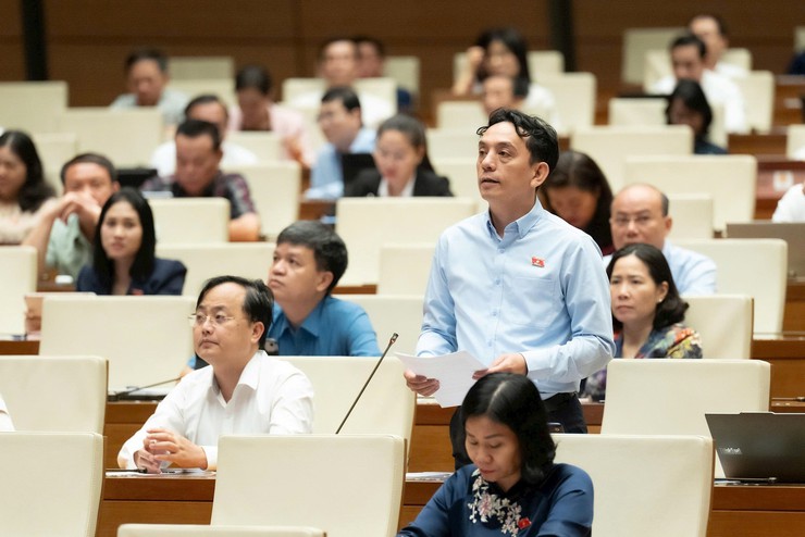 Revised Capital Law enables Hanoi to lead development with flexibility autonomy- Ảnh 2.