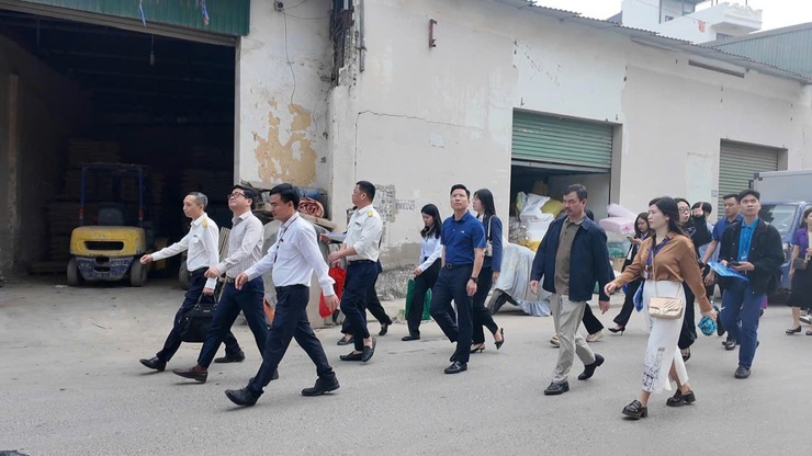 Ra quân triển khai “Tháng cao điểm đồng hành hỗ trợ Hộ, cá nhân kinh doanh tuân thủ chính sách pháp luật thuế mới” – Điểm sáng trong cải cách thủ tục hành chính xã An Khánh- Ảnh 2.