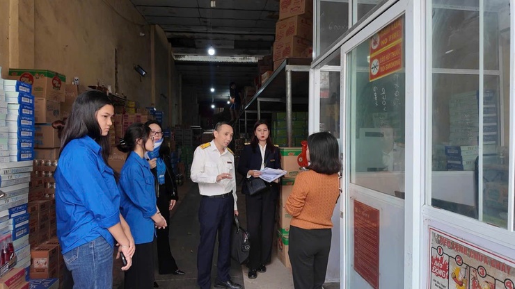 Ra quân triển khai “Tháng cao điểm đồng hành hỗ trợ Hộ, cá nhân kinh doanh tuân thủ chính sách pháp luật thuế mới” – Điểm sáng trong cải cách thủ tục hành chính xã An Khánh- Ảnh 5.
