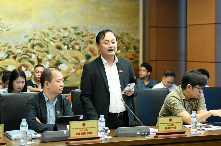 Đoàn Đại biểu Quốc hội thành phố Hà Nội đóng góp vào dự thảo Luật sửa đổi, bổ sung một số điều của các luật thuế- Ảnh 2.