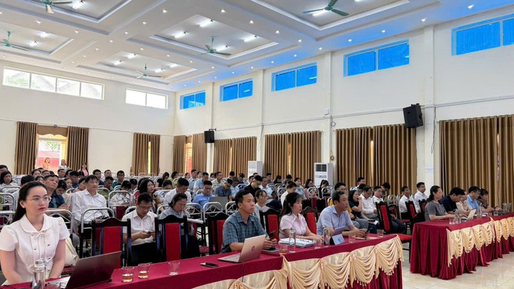 Xã Trung Giã: Tập huấn và yêu cầu 100% cán bộ sử dụng thành thạo HanoiWork- Ảnh 2.