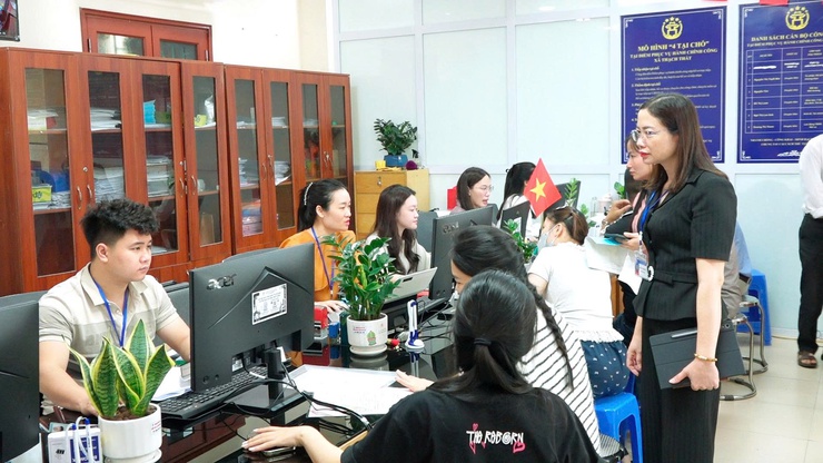 Thường trực HĐND xã Thạch Thất kiểm tra công tác cải cách hành chính và kỷ cương công vụ năm 2026- Ảnh 3.