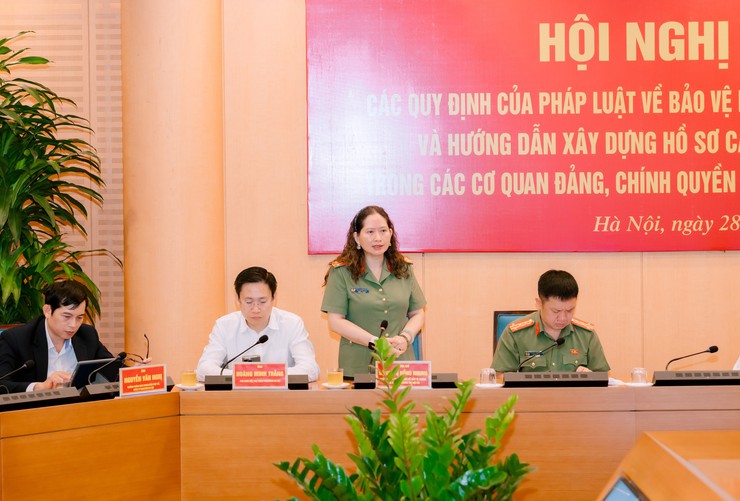 Hà Nội tập huấn nâng cao trách nhiệm của cán bộ, công chức về công tác bảo vệ bí mật nhà nước- Ảnh 4.