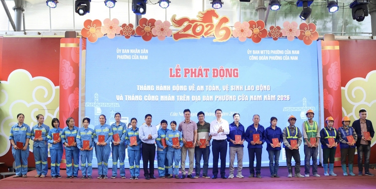 Phường Cửa Nam phát động Tháng hành động về an toàn, vệ sinh lao động và tháng công nhân năm 2026- Ảnh 3.
