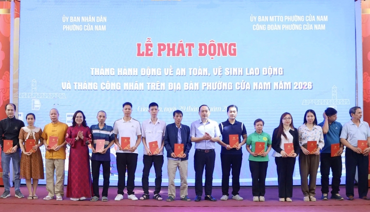 Phường Cửa Nam phát động Tháng hành động về an toàn, vệ sinh lao động và tháng công nhân năm 2026- Ảnh 4.