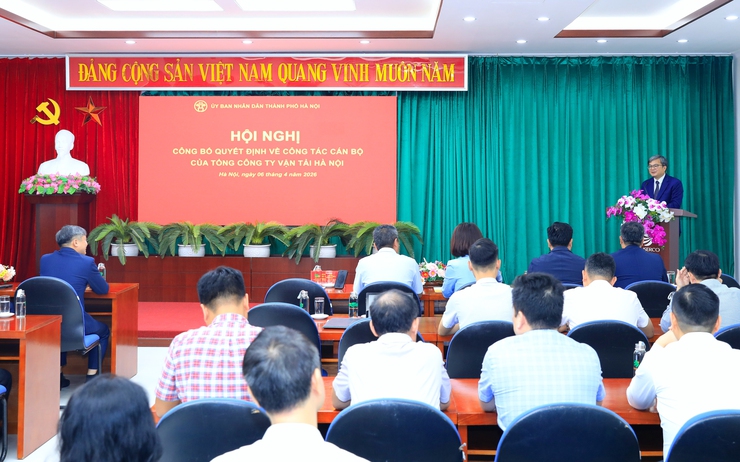 Đồng chí Nguyễn Thanh Nam giữ chức Chủ tịch Hội đồng thành viên Tổng Công ty Vận tải Hà Nội- Ảnh 1.